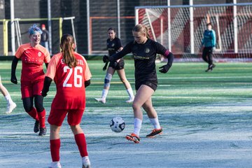 Bild 58 - wBJ VfL Pinneberg2 - Eimsbuttler TV 3 : Ergebnis: 5:0